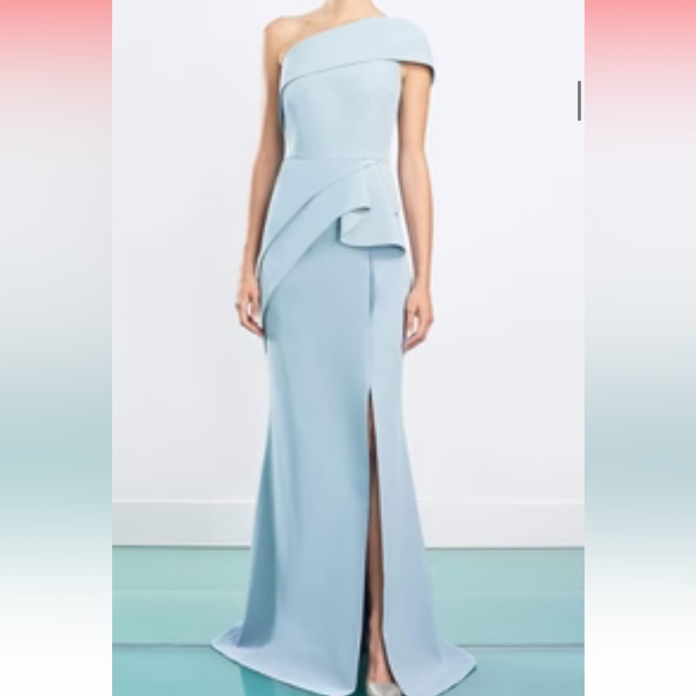 STUNNING Alexander by Daymor Gown